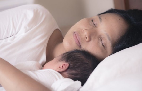 Uitgaand Aan het leren tempo Samen slapen met je baby? • Hechte Band